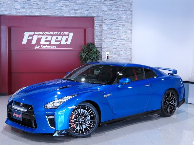 NISSAN / GT-R