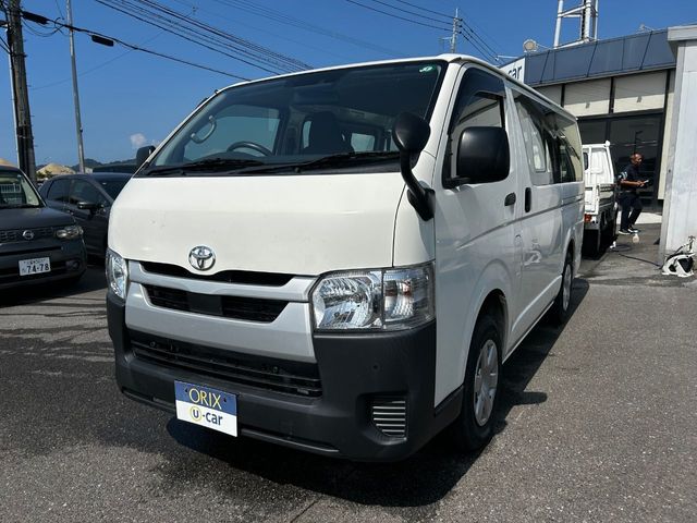 TOYOTA / HIACE van 4WD