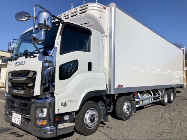 ISUZU / GIGA