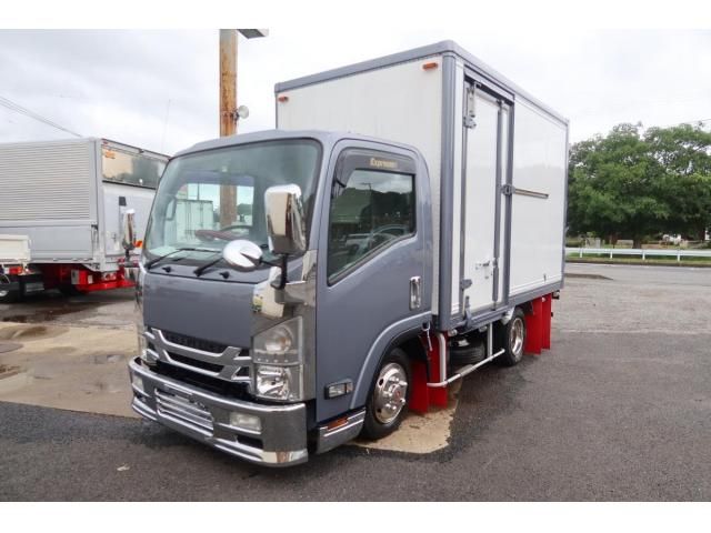 ISUZU / ELF