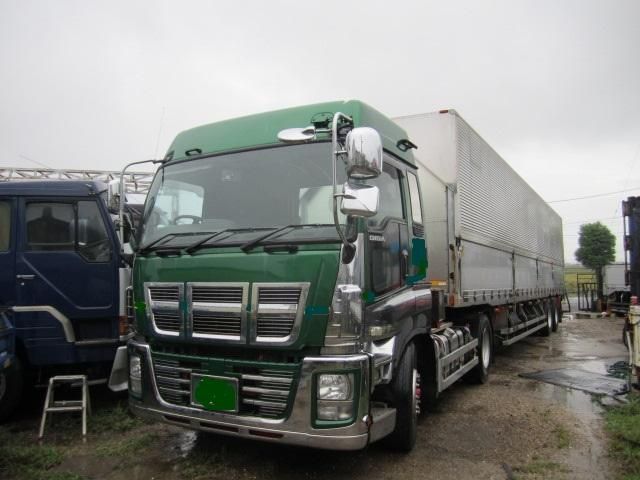 ISUZU / GIGA