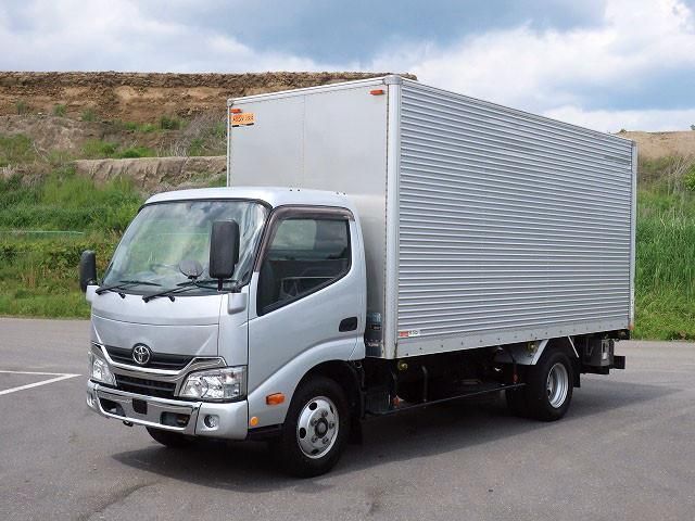TOYOTA / DYNA