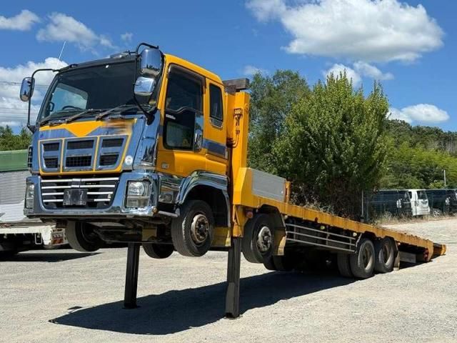 ISUZU / GIGA