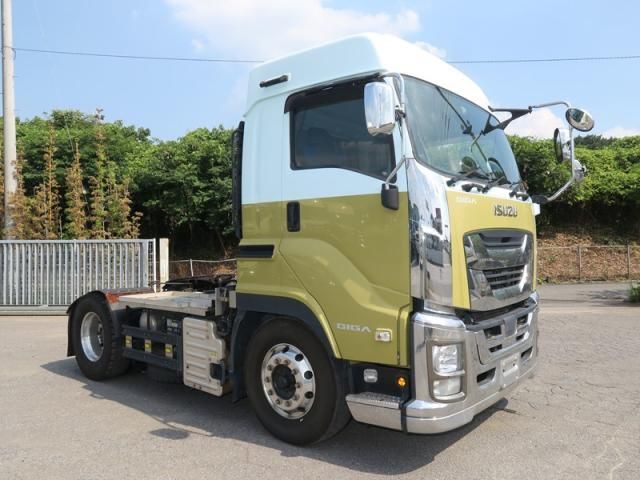 ISUZU / GIGA