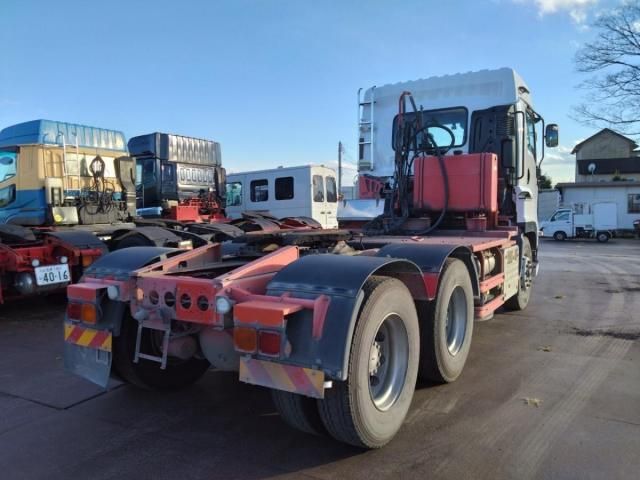 ISUZU / GIGA