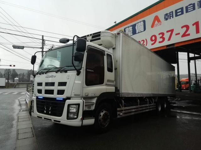 ISUZU / GIGA
