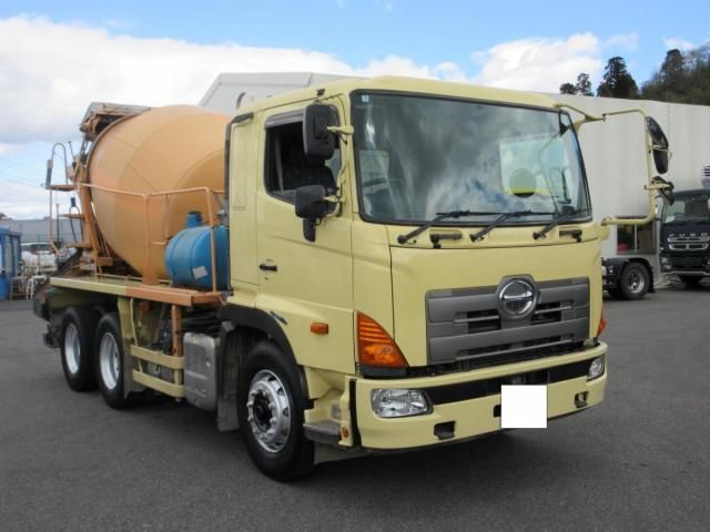 HINO / PROFIA