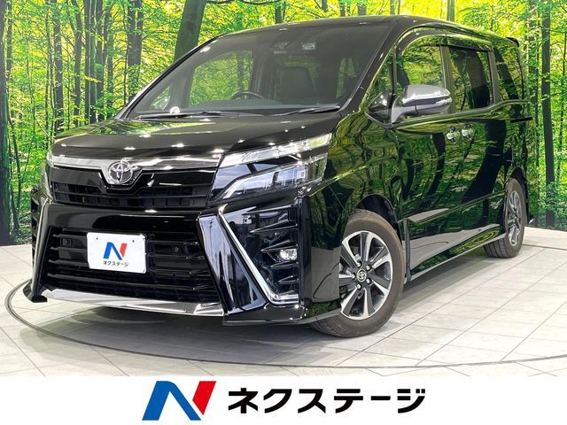 TOYOTA / VOXY