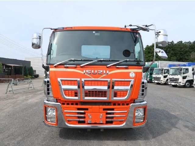 ISUZU / GIGA