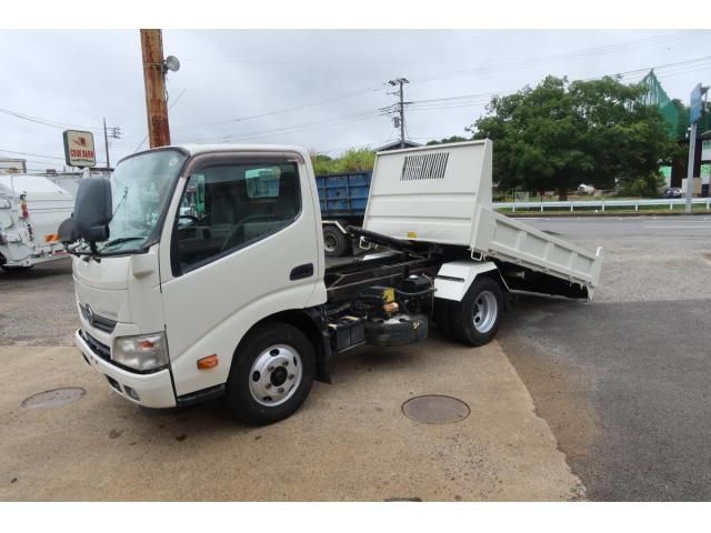 HINO / DUTRO