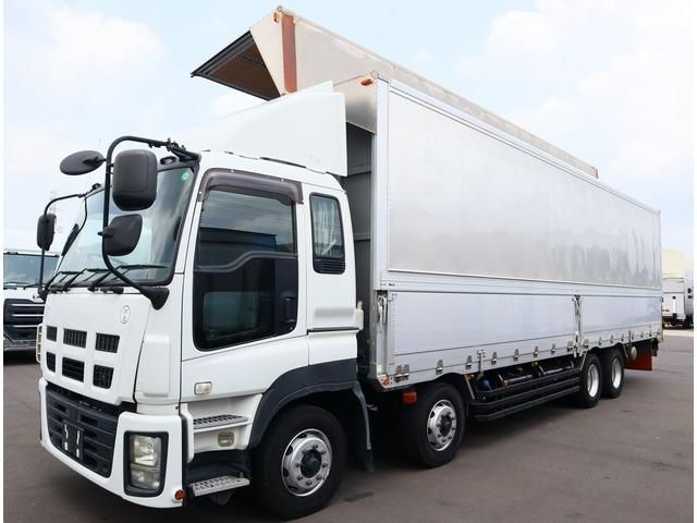 ISUZU / GIGA