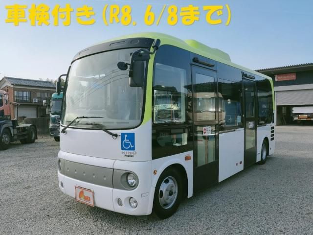 Japanese used car Ref# 1372401 HINO / Poncho