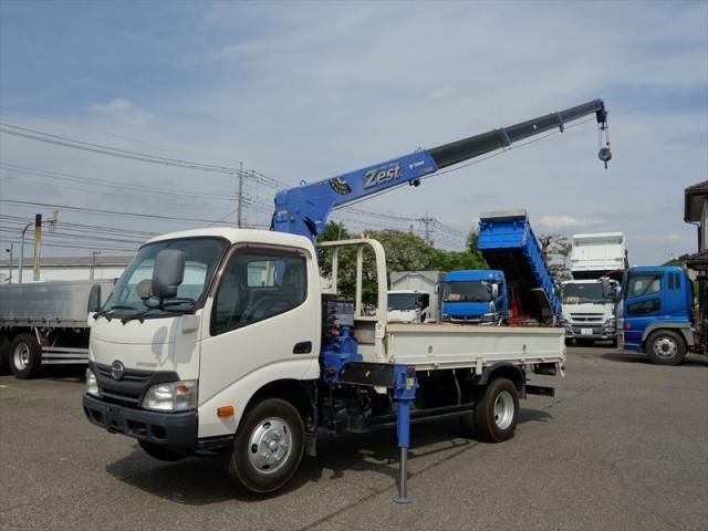 HINO / DUTRO