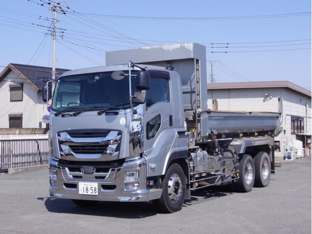 ISUZU / GIGA