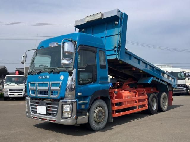 ISUZU / GIGA