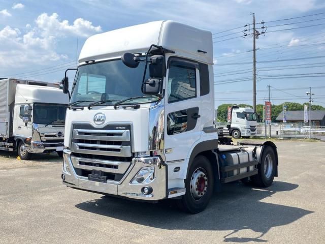 NISSAN DIESEL / Quon