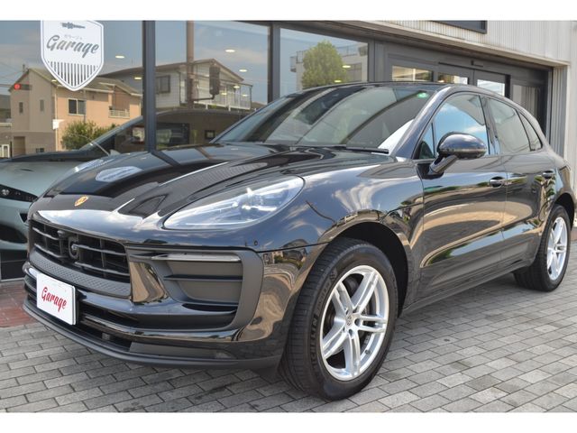 PORSCHE / PORSCHE Macan
