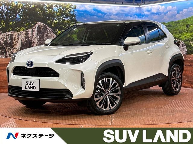 TOYOTA / YARIS CROSS HYBRID
