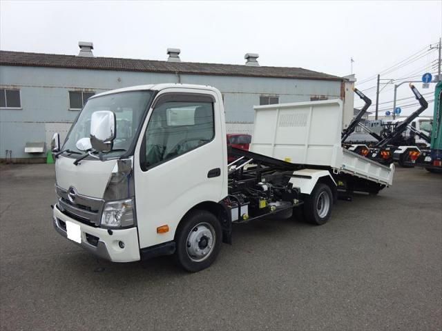 HINO / DUTRO