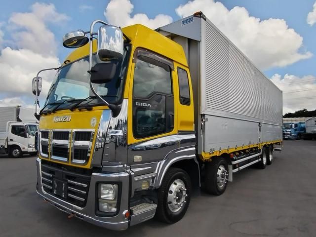 ISUZU / GIGA
