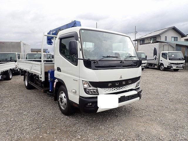 Japanese used car Ref# 1373949 MITSUBISHI / CANTER