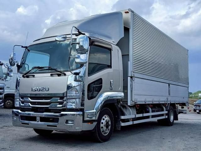 Japanese used car Ref# 1373981 ISUZU / FORWARD