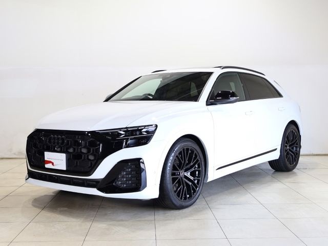 AUDI / AUDI Q8