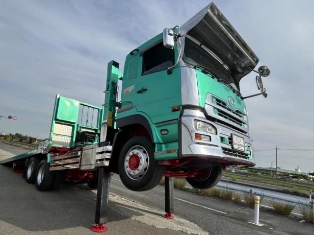NISSAN DIESEL / Quon