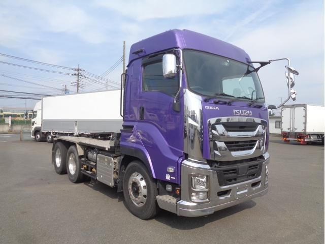 ISUZU / GIGA