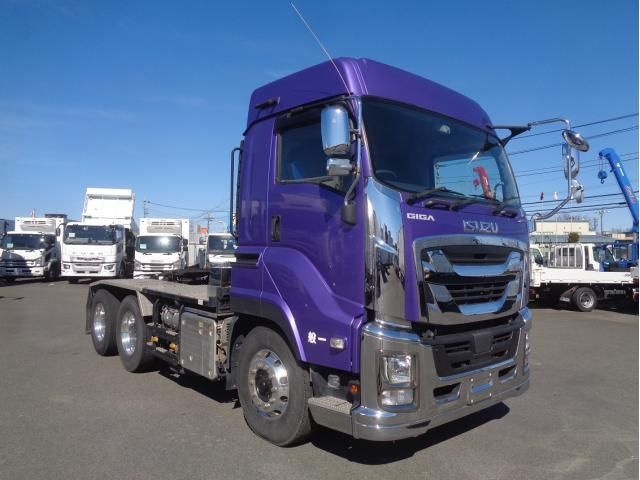 ISUZU / GIGA
