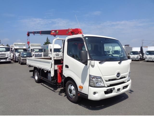 HINO / DUTRO