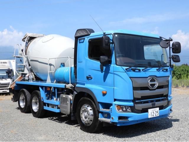 HINO / PROFIA
