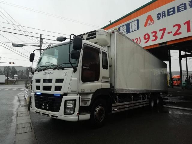 ISUZU / GIGA