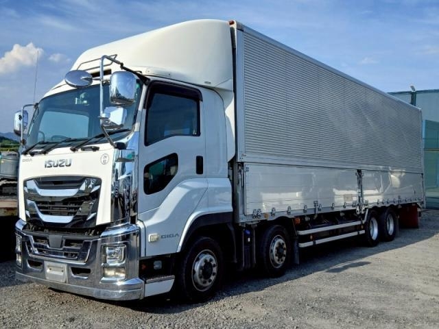 ISUZU / GIGA