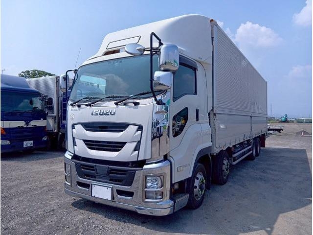 ISUZU / GIGA