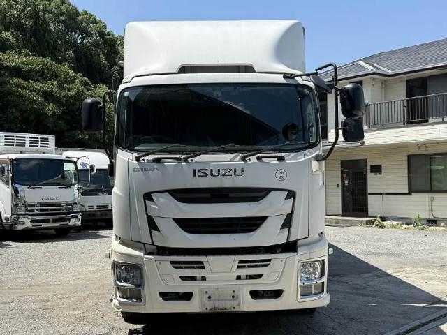 ISUZU / GIGA