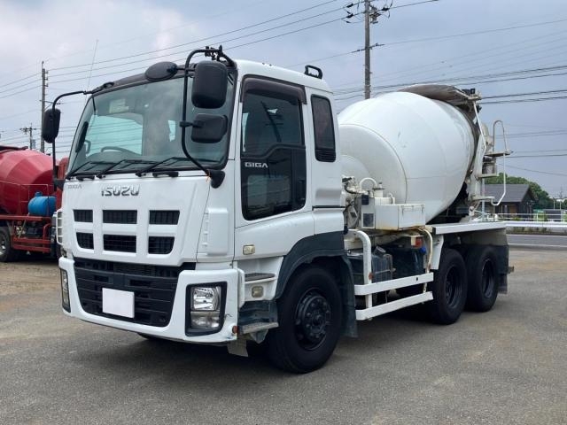 ISUZU / GIGA