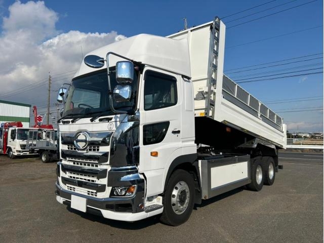 Japanese used car Ref# 1376063 HINO / PROFIA