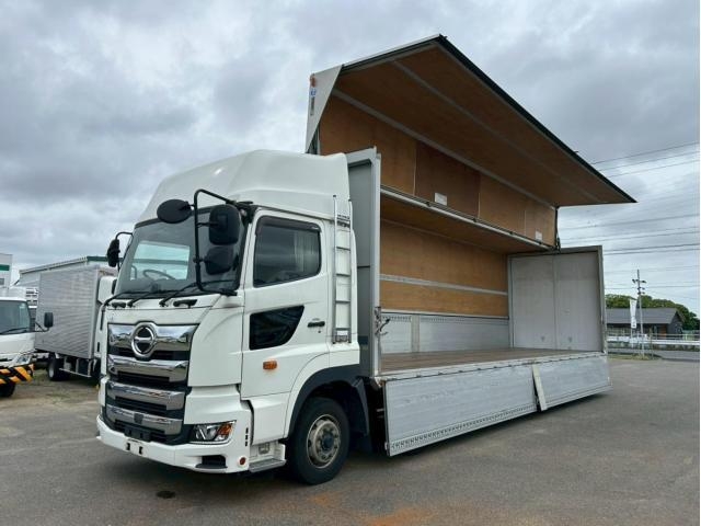 HINO / PROFIA