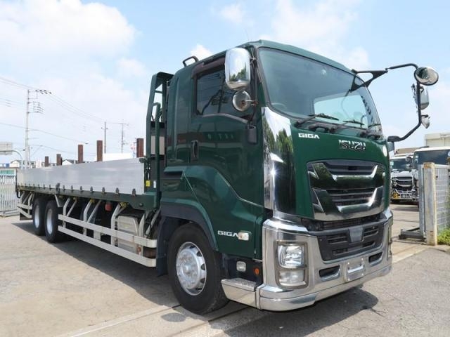 ISUZU / GIGA