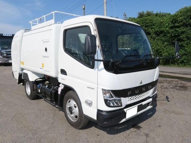 MITSUBISHI / CANTER