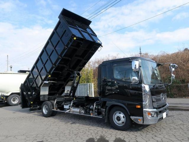 Japanese used car Ref# 1376642 HINO / RANGER