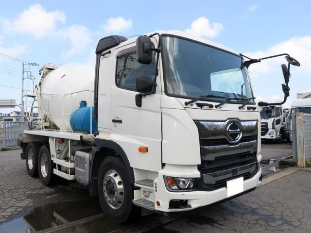 HINO / PROFIA