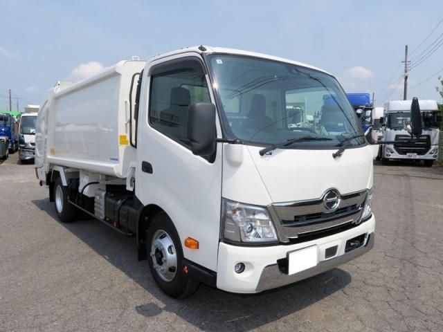 Japanese used car Ref# 1376669 HINO / DUTRO