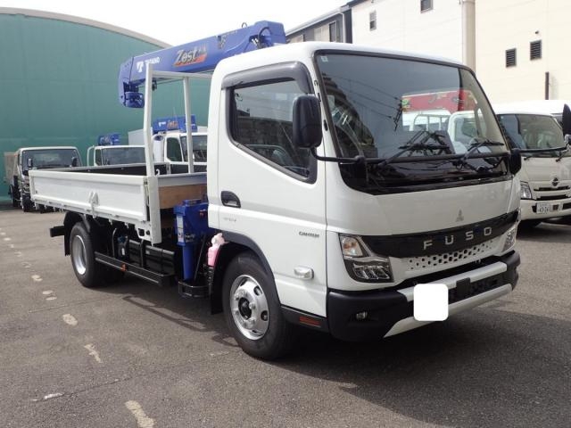 Japanese used car Ref# 1376684 MITSUBISHI / CANTER
