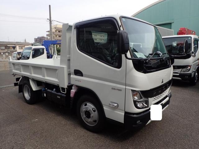 Japanese used car Ref# 1376709 MITSUBISHI / CANTER