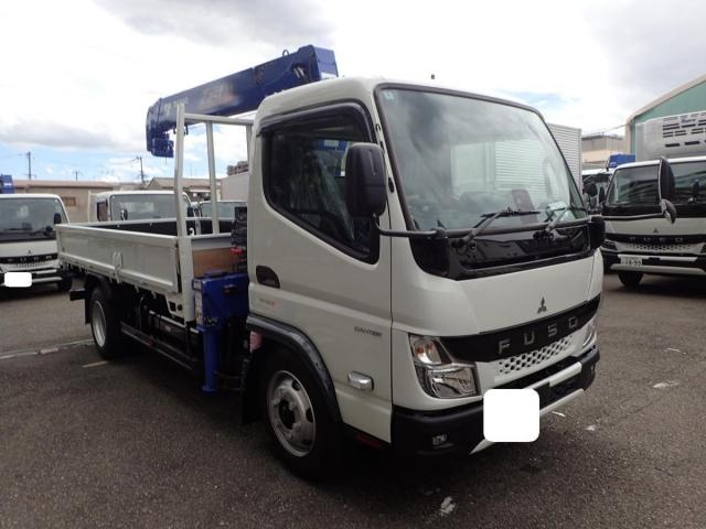 Japanese used car Ref# 1376719 MITSUBISHI / CANTER