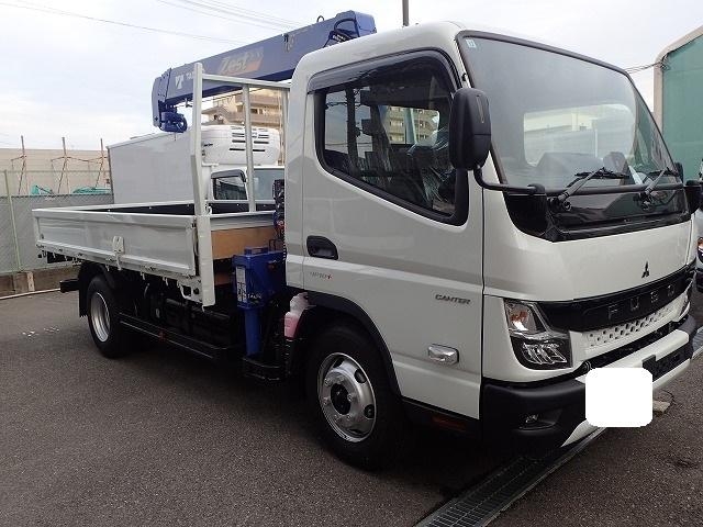 Japanese used car Ref# 1376732 MITSUBISHI / CANTER