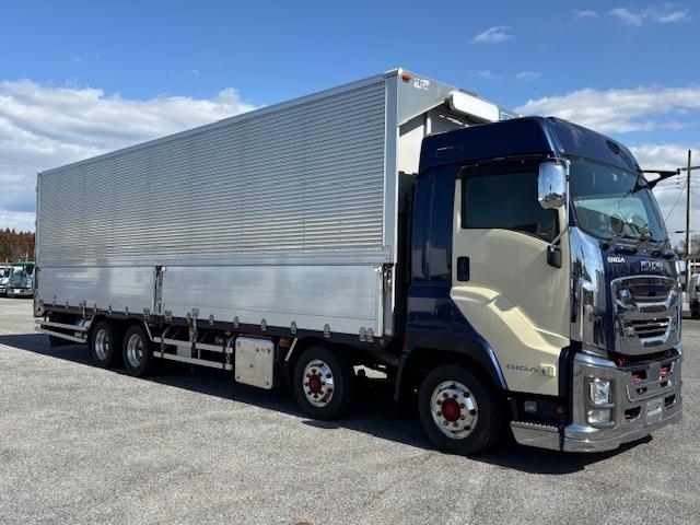 ISUZU / GIGA
