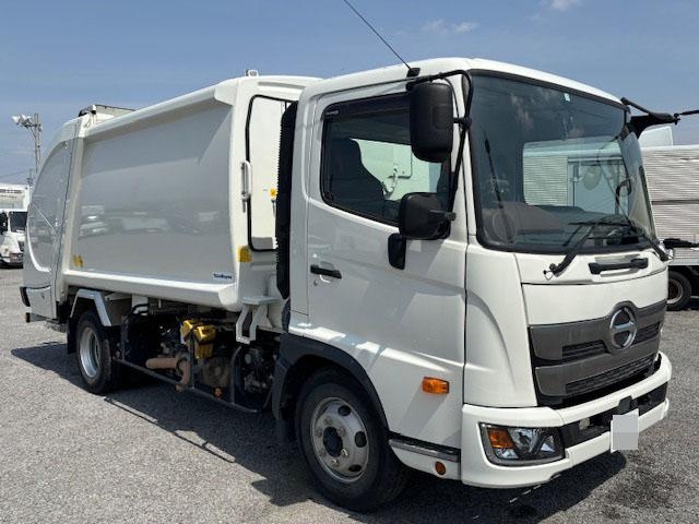 Japanese used car Ref# 1376803 HINO / RANGER